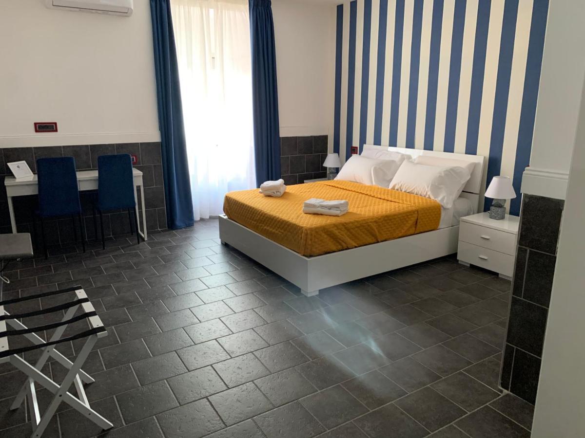 Yacht Club Angioino Hotel Napoli Eksteriør billede