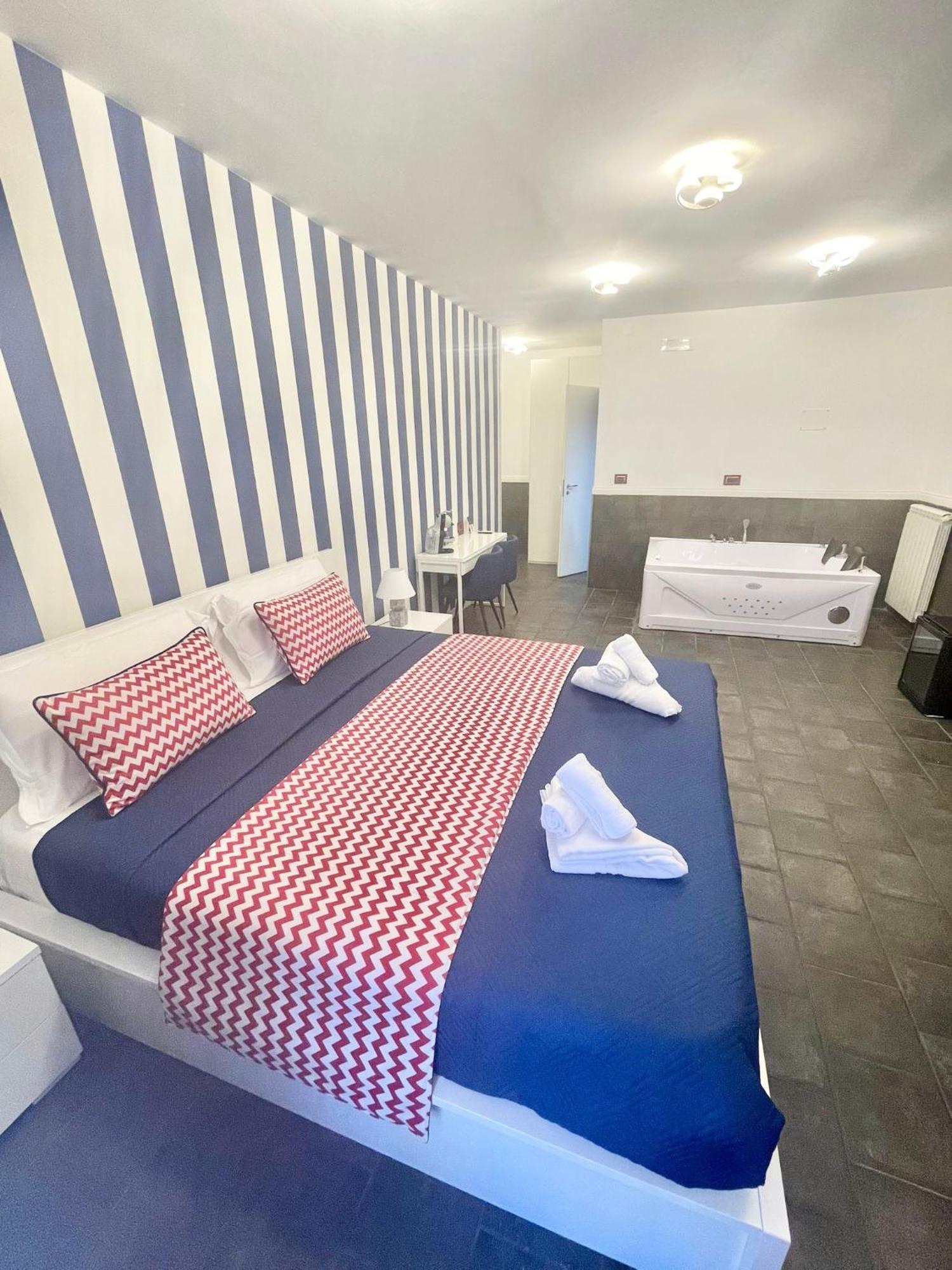 Yacht Club Angioino Hotel Napoli Eksteriør billede